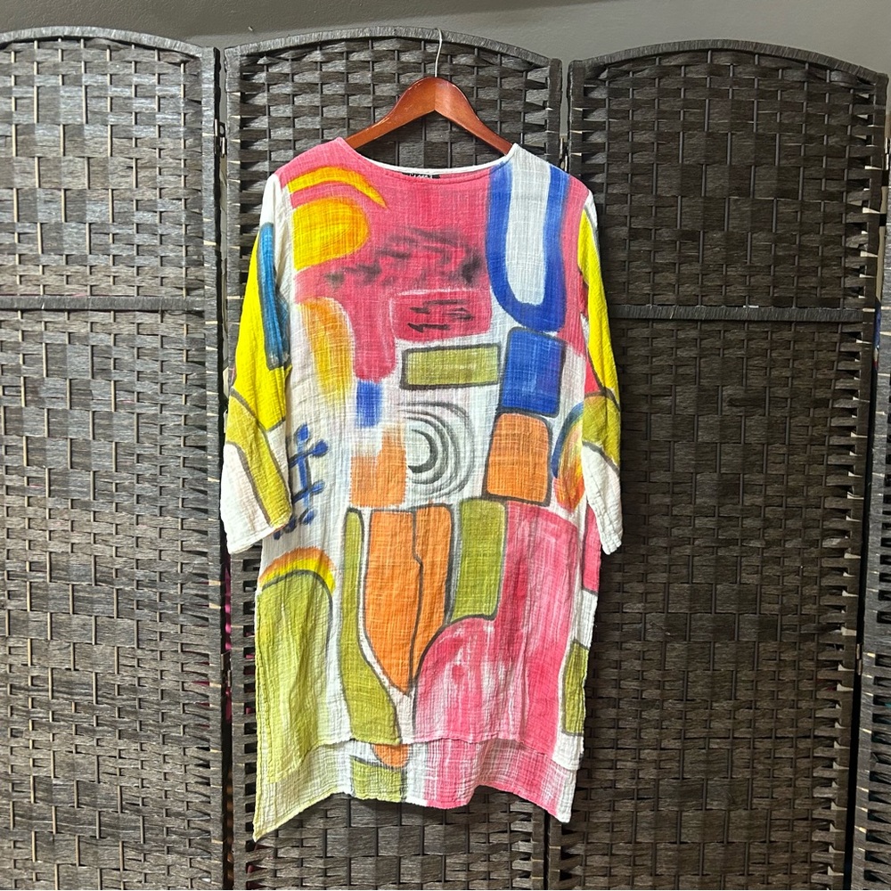 Dilemma at to wear cotton tunic geomatics print small medium